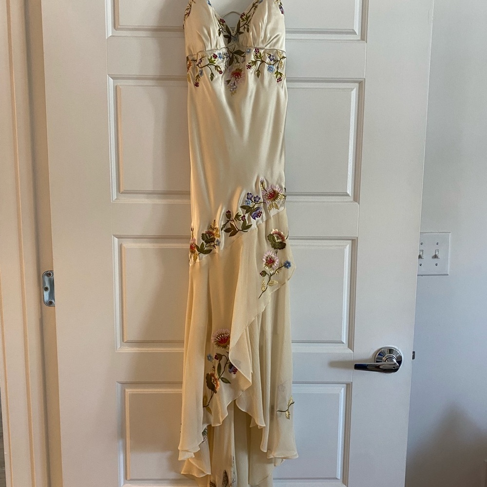 Elegant Floral Embroidered Cream Dress
